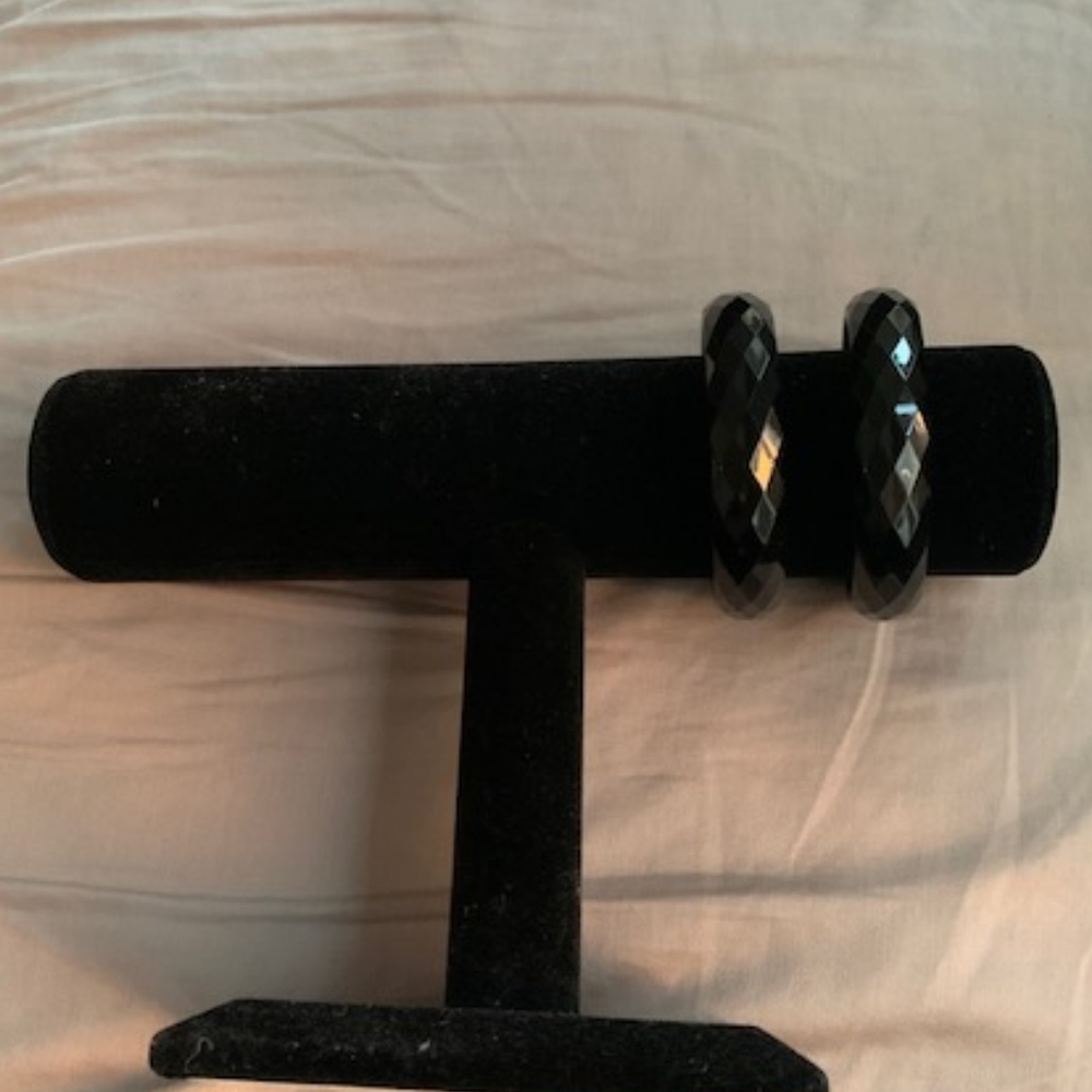 Black Bangles - Picture 3 of 4
